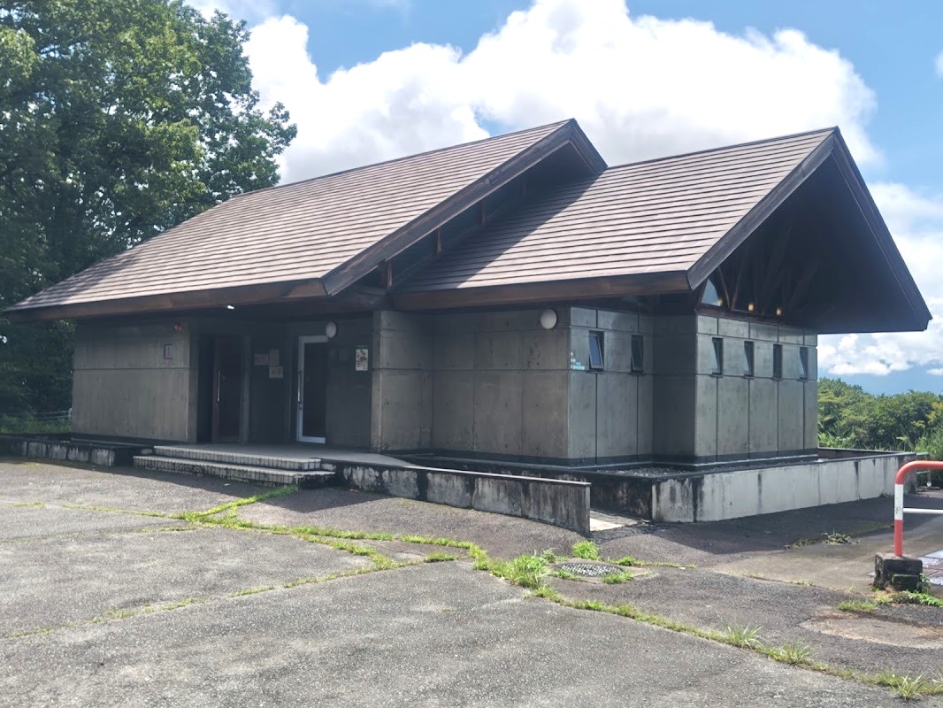 県立妙義公園駐車場のトイレ