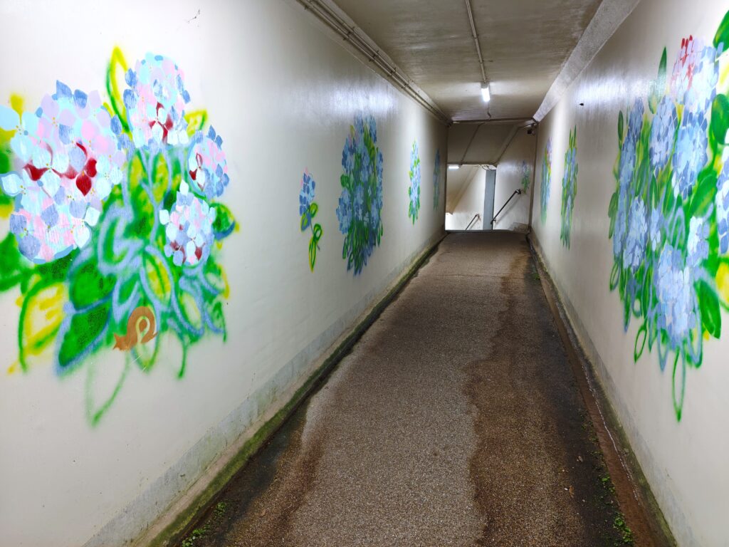 金劔宮の地下道