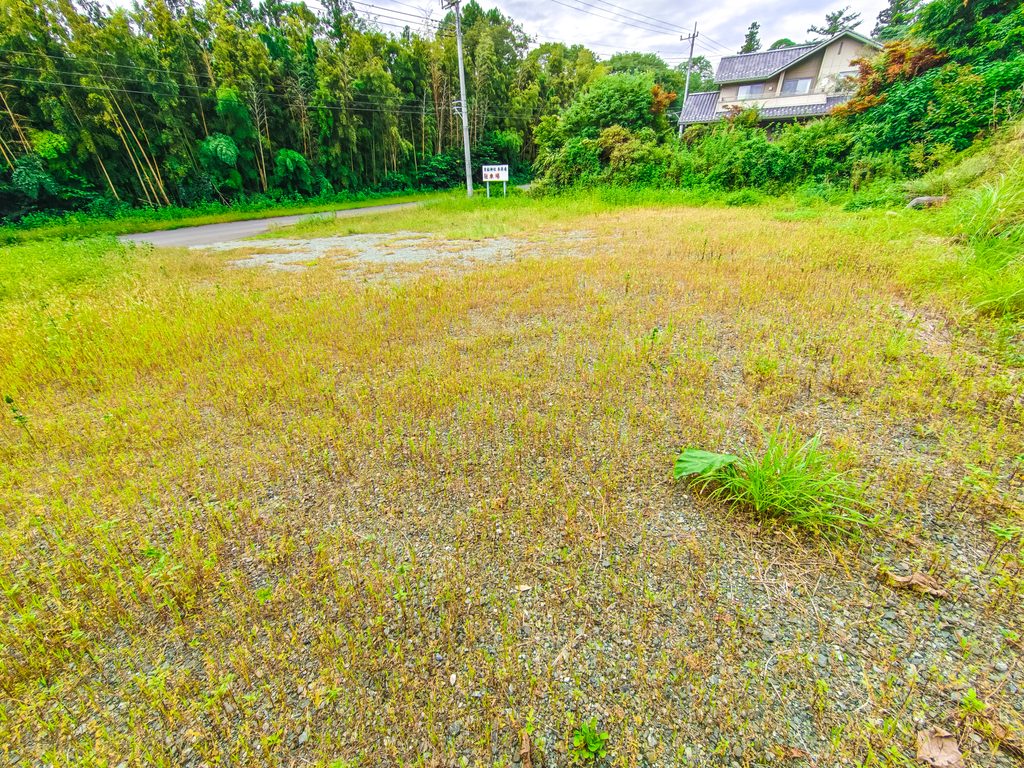 貴船神社の一番広い駐車場の全景
