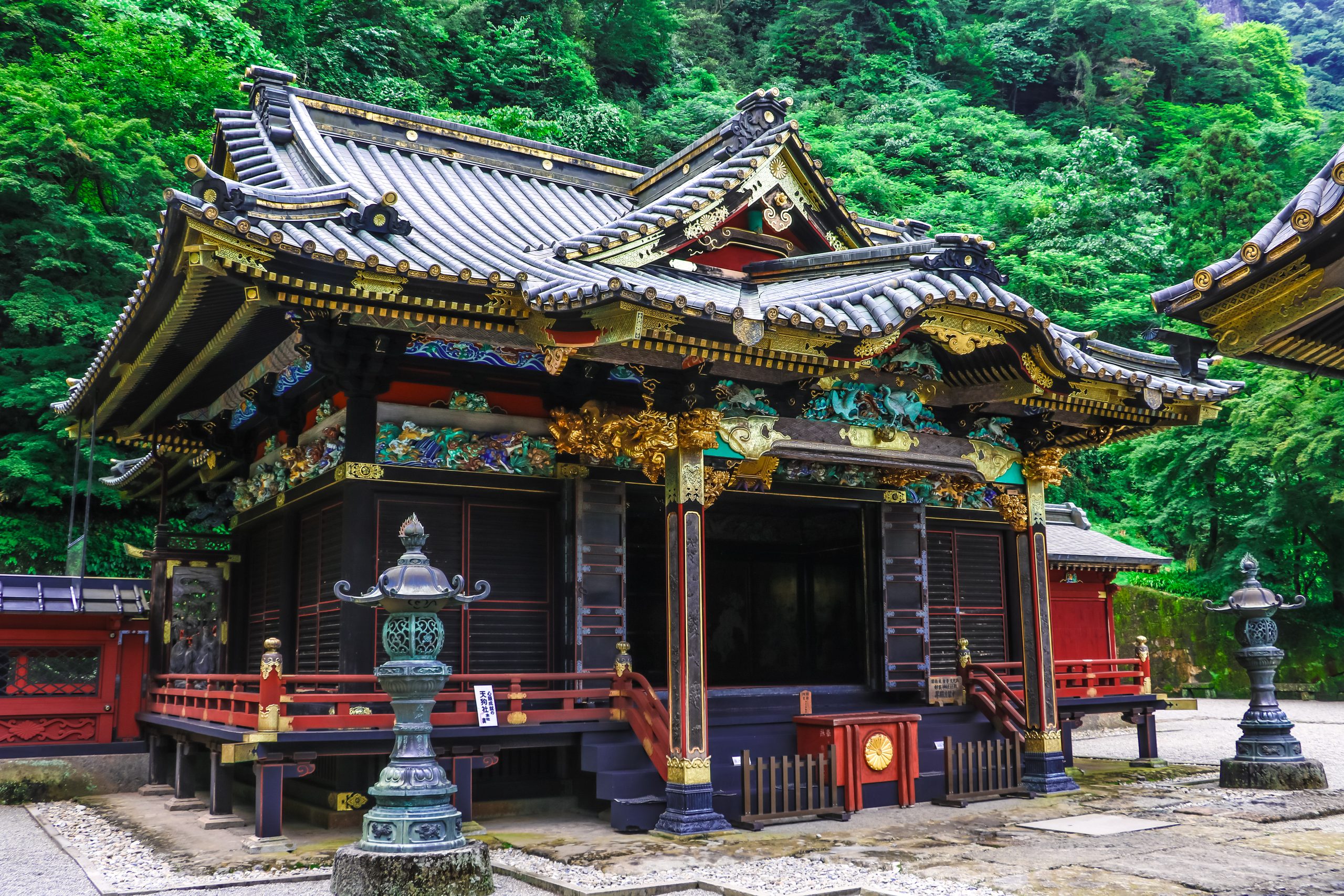 妙義神社の本社